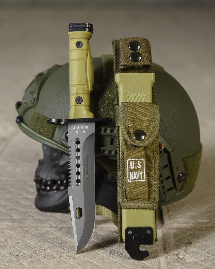 Ніж із чохлом US Navy oliva