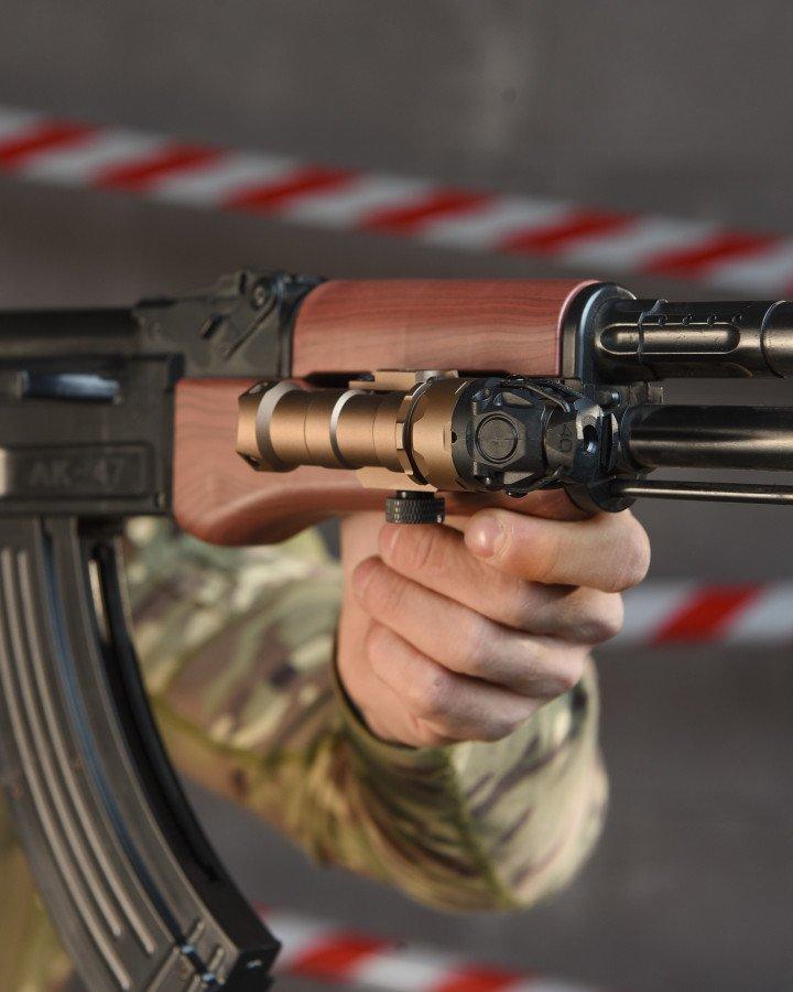 Інфрачервоний ліхтарик KIJI Style K-10 DE