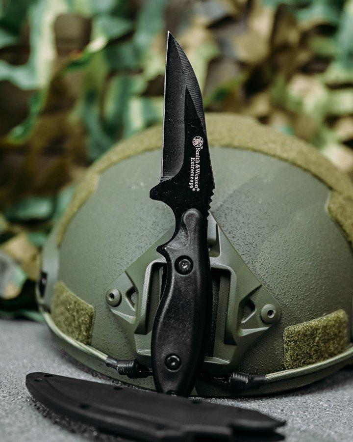 Ніж тактичний Smith & Wesson ДЛ6510 чорний