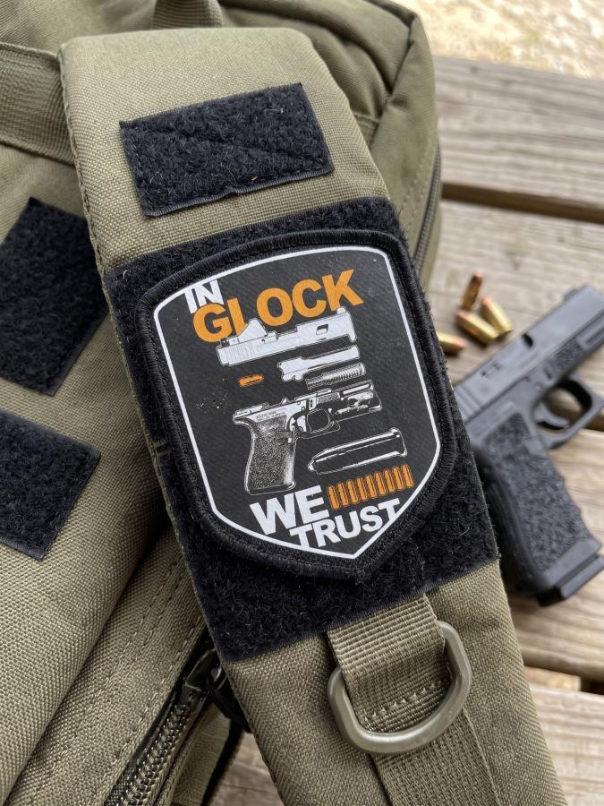 Шеврон Glock ВТ4664 на липучці щит